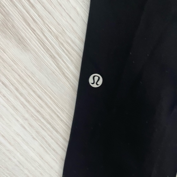 lulu lemon leggings - Picture 3 of 4